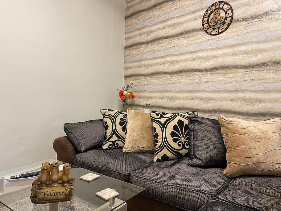 Ferienwohnung Beanies Lornestreet Four Bed House Swindon Exterior foto